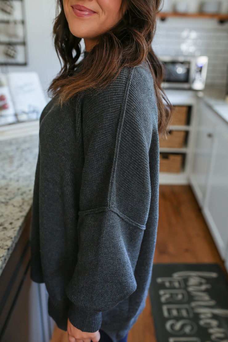 free to roam sweater | charcoal | s-xl