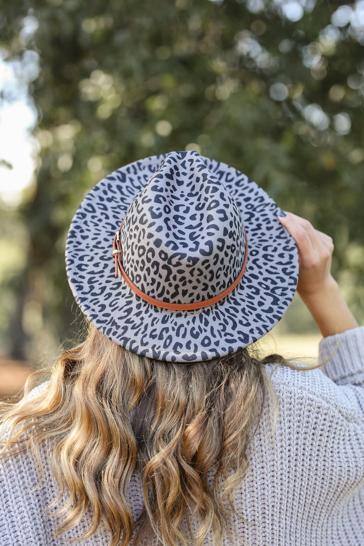 serena leopard panama hat | grey